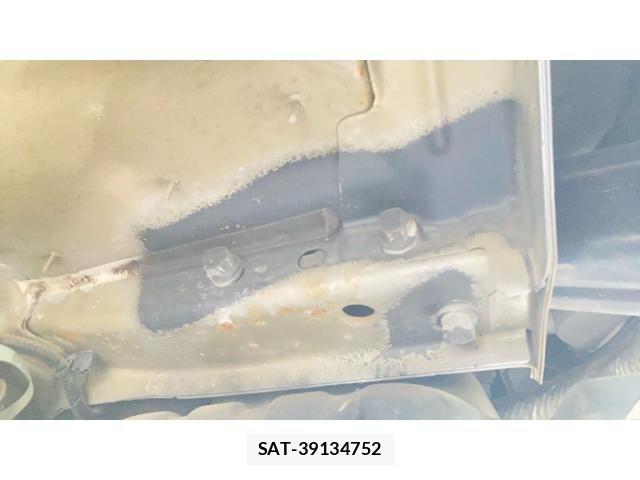 Jeep GRAND CHEROKEE 2017-06 1291878-24