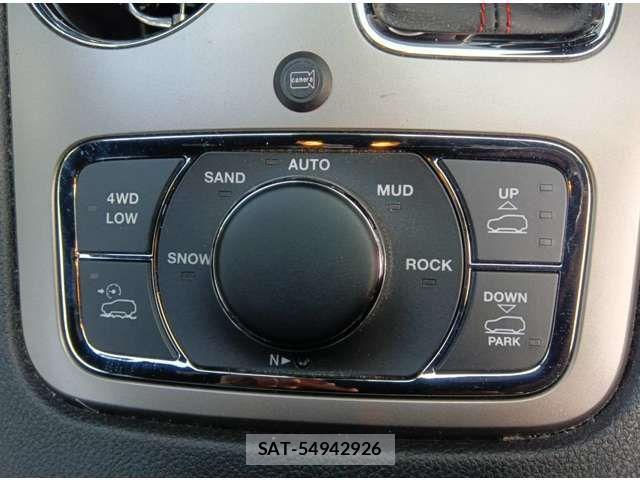 Jeep GRAND CHEROKEE 2020-08 1445816-9