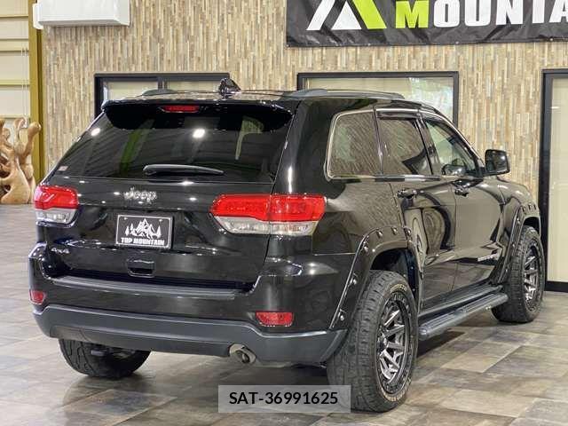 Jeep GRAND CHEROKEE 2013-12 2316657-13