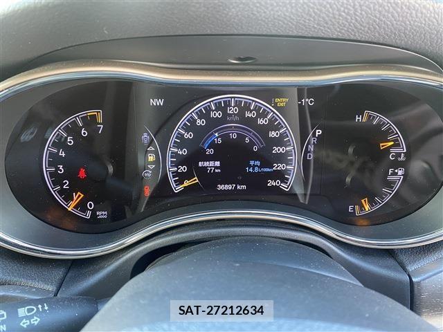 Jeep GRAND CHEROKEE 2018-04 6612438-25