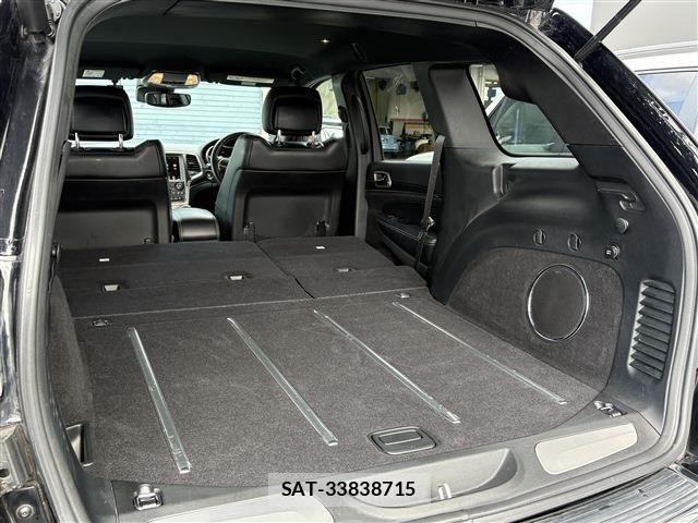 Jeep GRAND CHEROKEE 2018-03 6612439-25