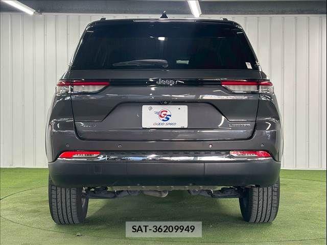 Jeep GRAND CHEROKEE 2023-04 6672022-13
