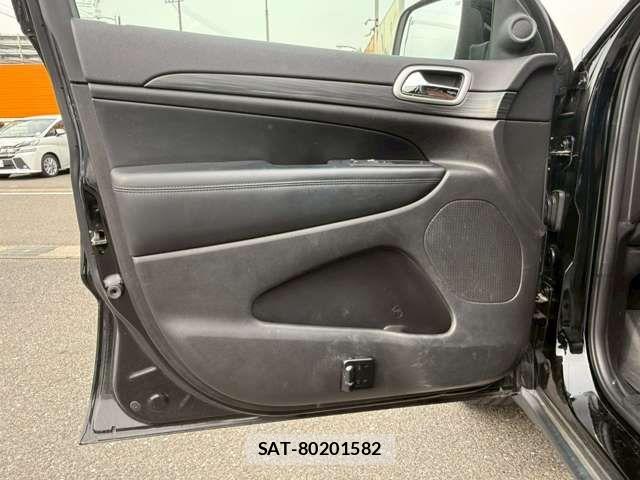 Jeep GRAND CHEROKEE 2019-10 6683817-15