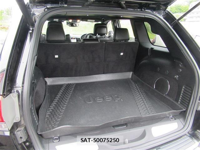 Jeep GRAND CHEROKEE 2020-08 6752021-11