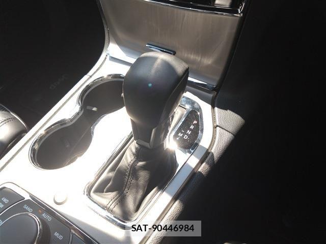Jeep GRAND CHEROKEE 2021-02 6815391-18