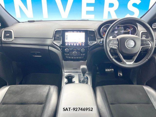 Jeep GRAND CHEROKEE 2019-08 6906854-1