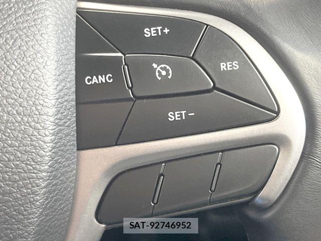 Jeep GRAND CHEROKEE 2019-08 6906854-4
