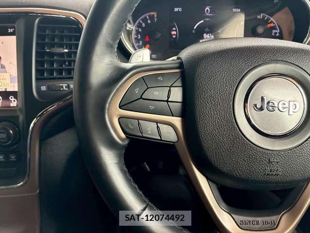 Jeep GRAND CHEROKEE 2018-03 7724389-10