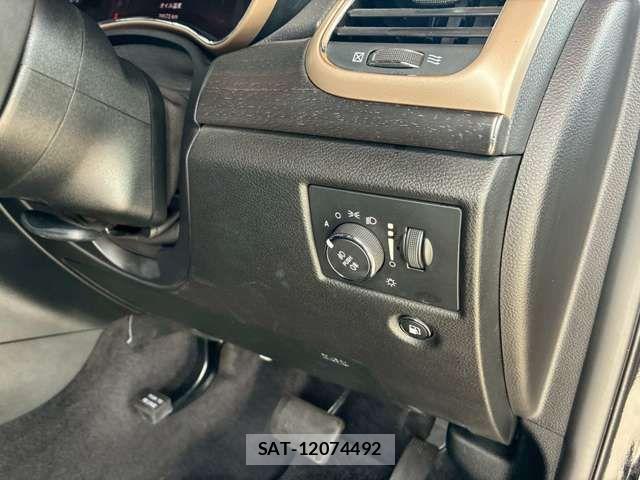Jeep GRAND CHEROKEE 2018-03 7724389-12