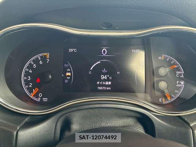 Jeep GRAND CHEROKEE 2018-03 7724389-13