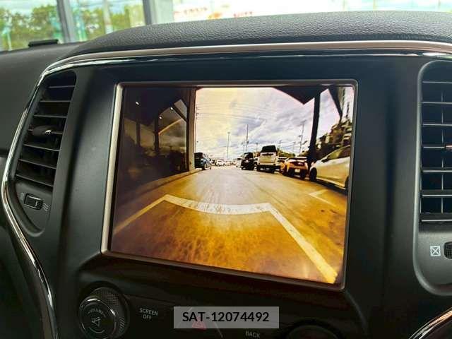 Jeep GRAND CHEROKEE 2018-03 7724389-16