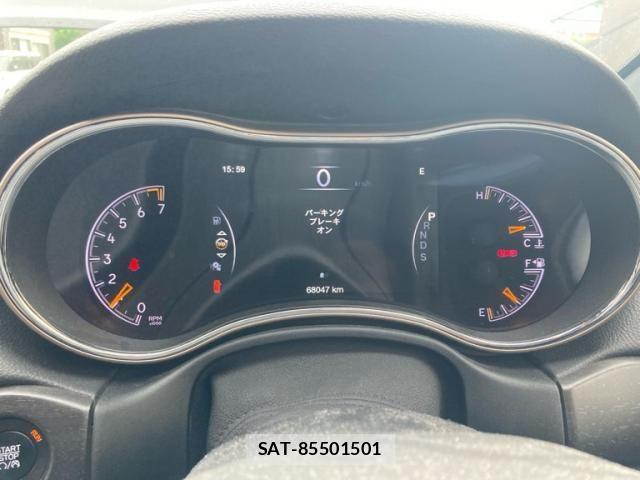 Jeep GRAND CHEROKEE 2017-03 7877004-21