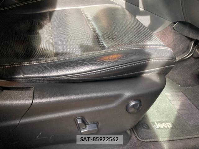 Jeep GRAND CHEROKEE 2017-07 8074138-18