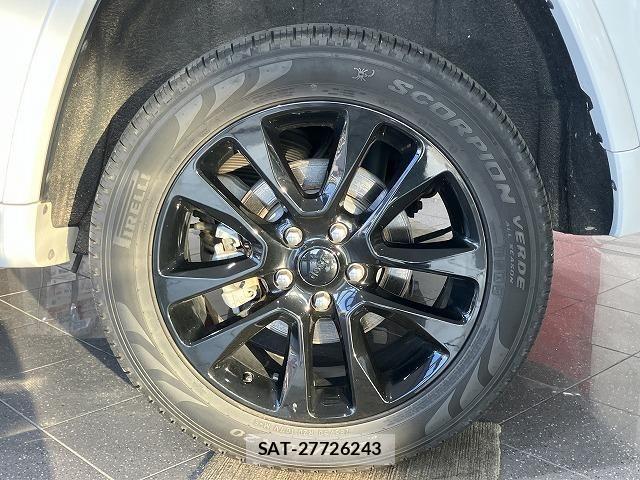 Jeep GRAND CHEROKEE 2019-10 8099781-20