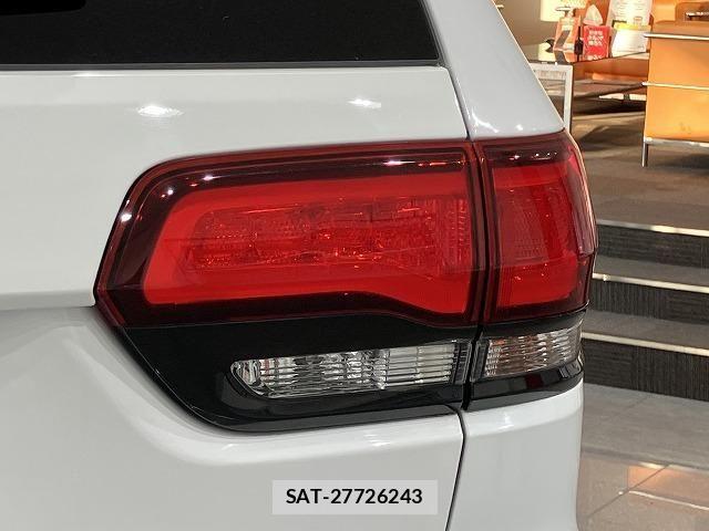 Jeep GRAND CHEROKEE 2019-10 8099781-24