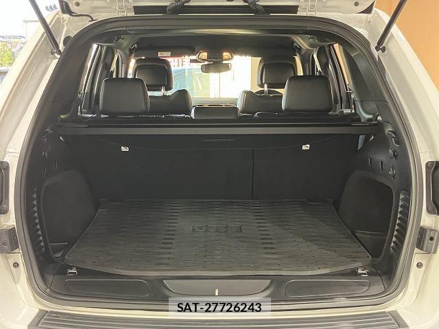 Jeep GRAND CHEROKEE 2019-10 8099781-28