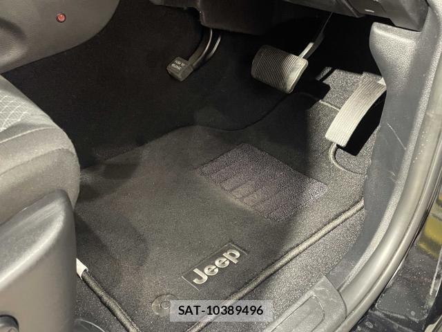 Jeep GRAND CHEROKEE 2020-12 8130667-13