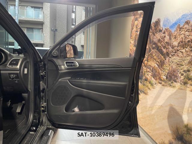 Jeep GRAND CHEROKEE 2020-12 8130667-7