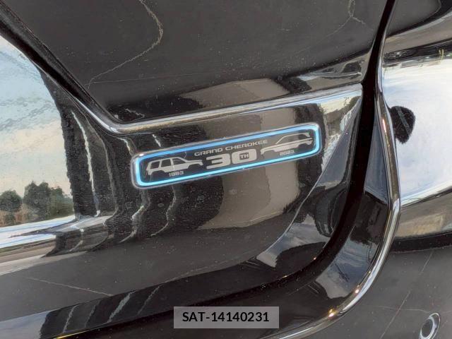 Jeep GRAND CHEROKEE 2024-01 8130662-9