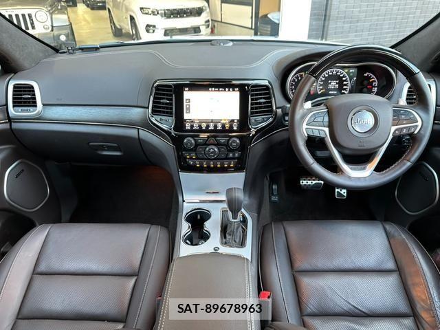 Jeep GRAND CHEROKEE 2020-02 8207999-10