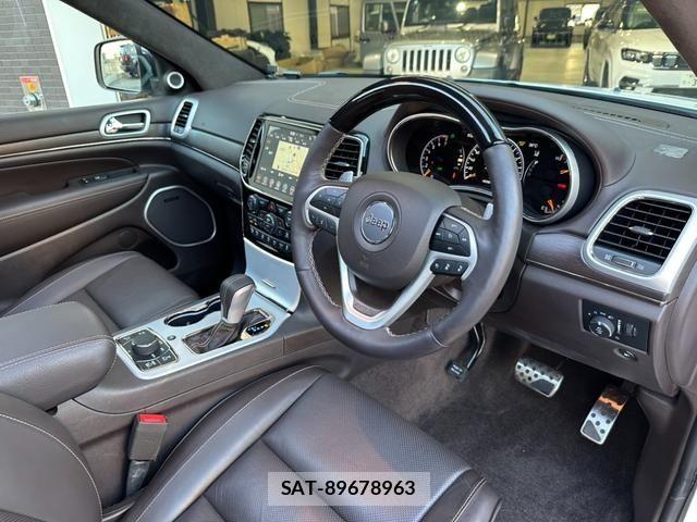 Jeep GRAND CHEROKEE 2020-02 8207999-1