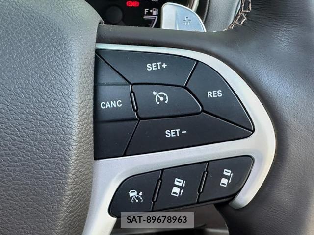 Jeep GRAND CHEROKEE 2020-02 8207999-8