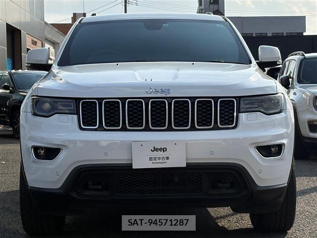 Jeep GRAND CHEROKEE 2017-10 8208000-1