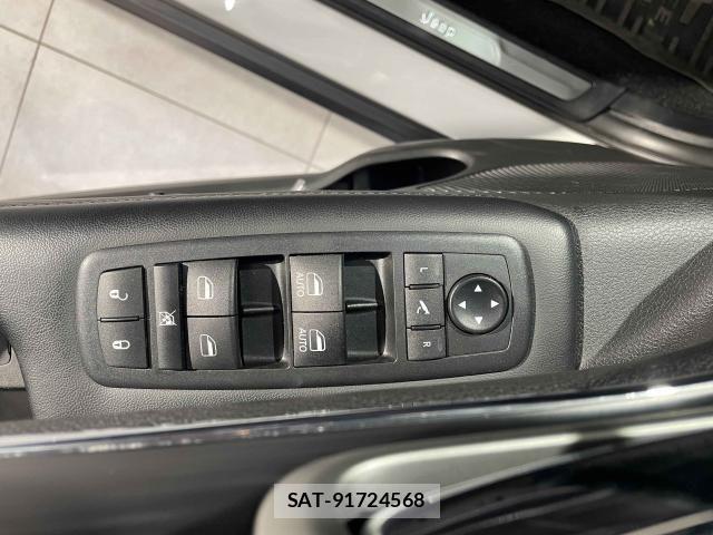 Jeep GRAND CHEROKEE 2019-08 8230429-10