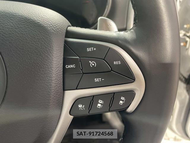 Jeep GRAND CHEROKEE 2019-08 8230429-19