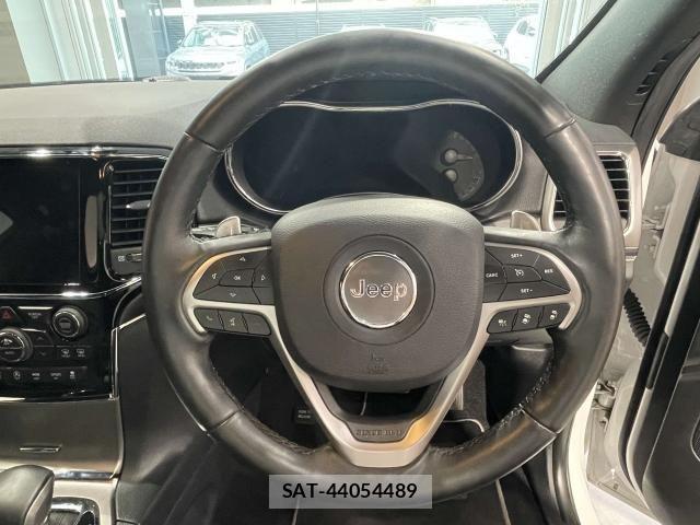 Jeep GRAND CHEROKEE 2021-07 8230439-16
