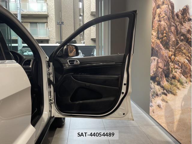 Jeep GRAND CHEROKEE 2021-07 8230439-8