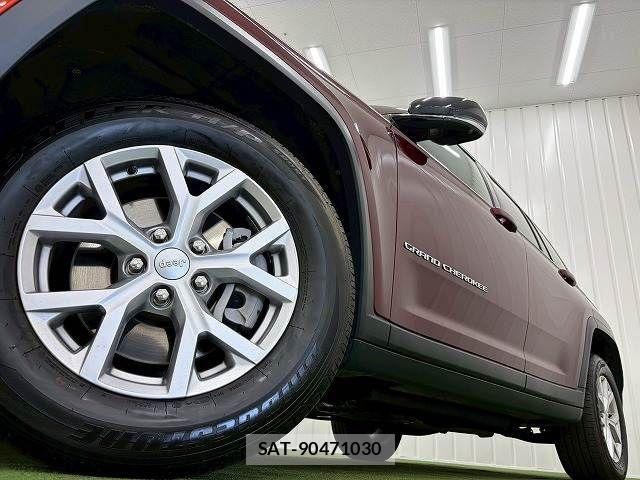 Jeep GRAND CHEROKEE 2022-10 8245498-18