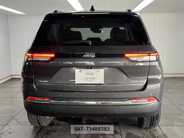 Jeep GRAND CHEROKEE 2023-02 8336305-15