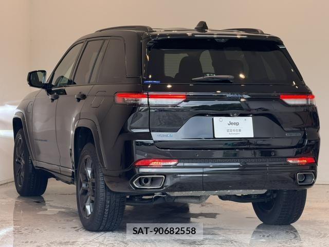 Jeep GRAND CHEROKEE 2023-12 8354727-2