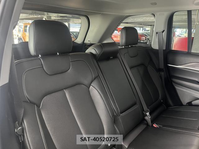 Jeep GRAND CHEROKEE 2024-02 8354728-4