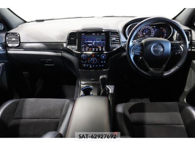 Jeep GRAND CHEROKEE 2020-09 8366433-19