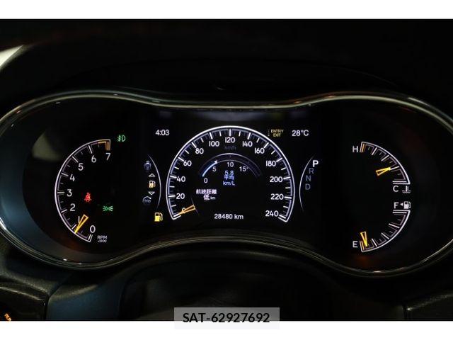 Jeep GRAND CHEROKEE 2020-09 8366433-20