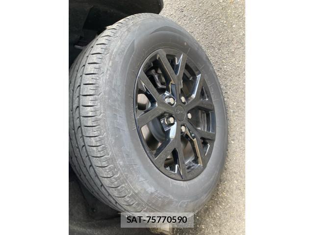 Jeep GRAND CHEROKEE 2025-03 8366432-6