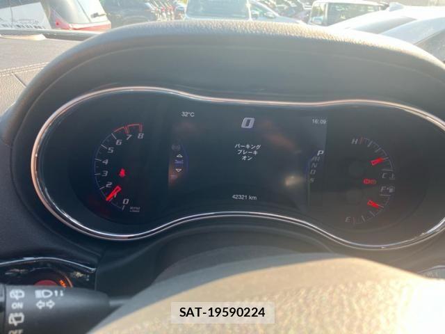 Jeep GRAND CHEROKEE 2015-09 8366434-19