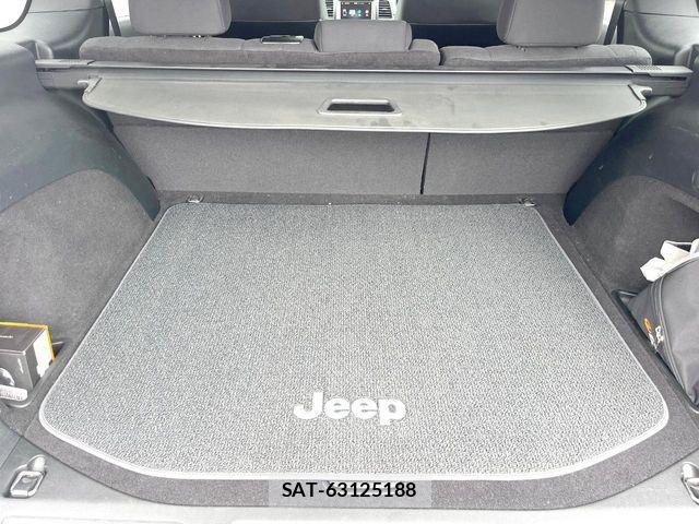 Jeep GRAND CHEROKEE 2017-06 8366436-11