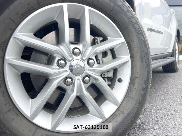 Jeep GRAND CHEROKEE 2017-06 8366436-13