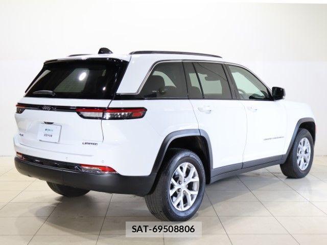 Jeep GRAND CHEROKEE 2023-08 8438242-1