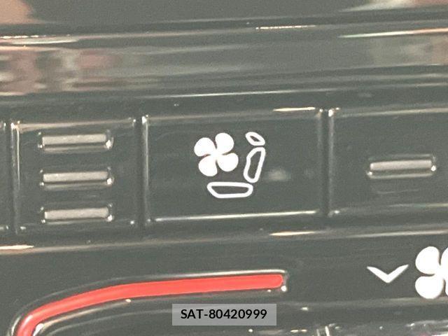 Jeep GRAND CHEROKEE 2023-11 8525298-3