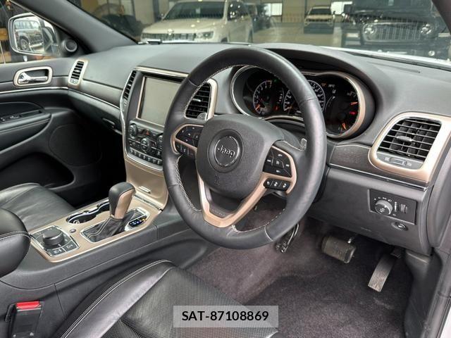Jeep GRAND CHEROKEE 2018-02 8742900-1