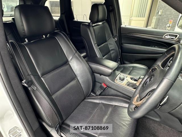 Jeep GRAND CHEROKEE 2018-02 8742900-3