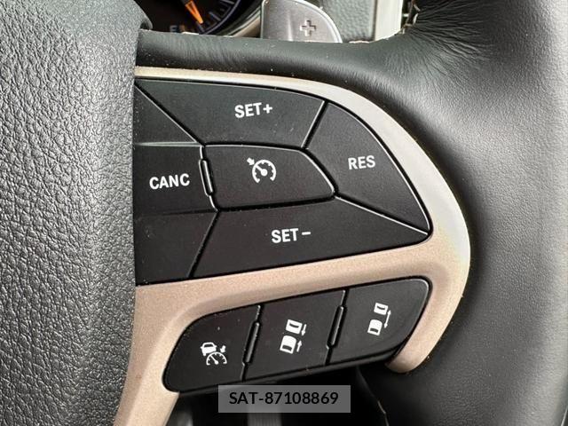 Jeep GRAND CHEROKEE 2018-02 8742900-7