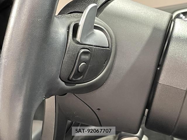 Jeep GRAND CHEROKEE 2019-02 8742897-25