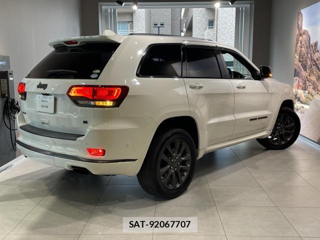 Jeep GRAND CHEROKEE 2019-02 8742897-6