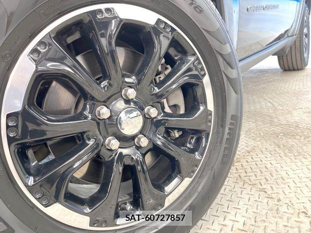Jeep GRAND CHEROKEE 2017-06 8742901-14