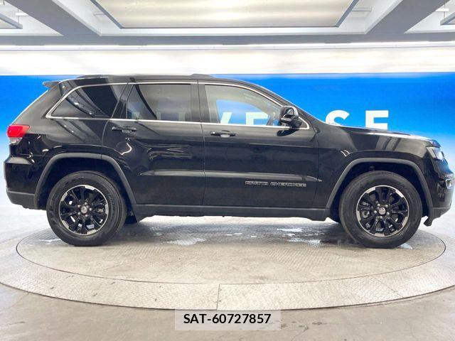 Jeep GRAND CHEROKEE 2017-06 8742901-19